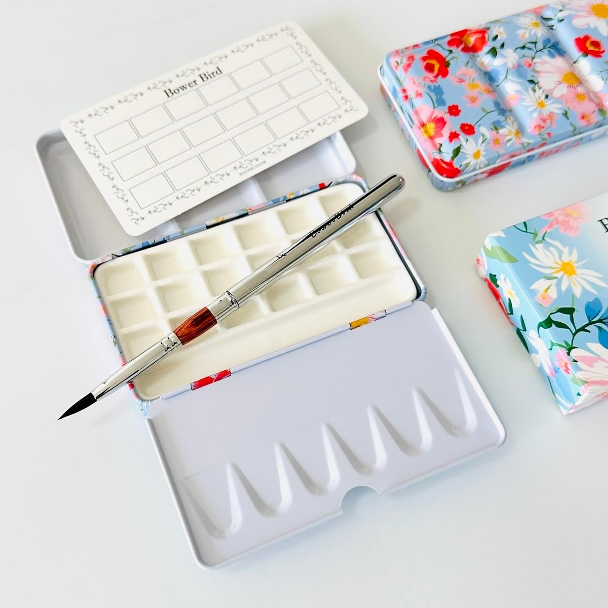 61VTdkMBU0L Bower Bird Travel Watercolor Palette,Portable Ceramic Palette 16 Well,Empty Paint Palette,Small Travel Metal Paint Boxwith Porcelain Palette (18Well Set) - Image 1